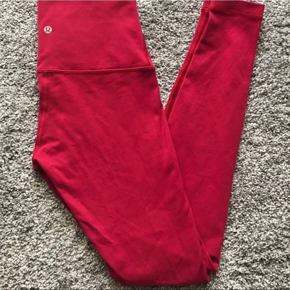 LULULEMON Red aligns size 6